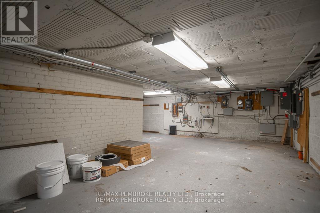 131 Pembroke Street W, Pembroke, Ontario  K8A 5M7 - Photo 25 - X13455988
