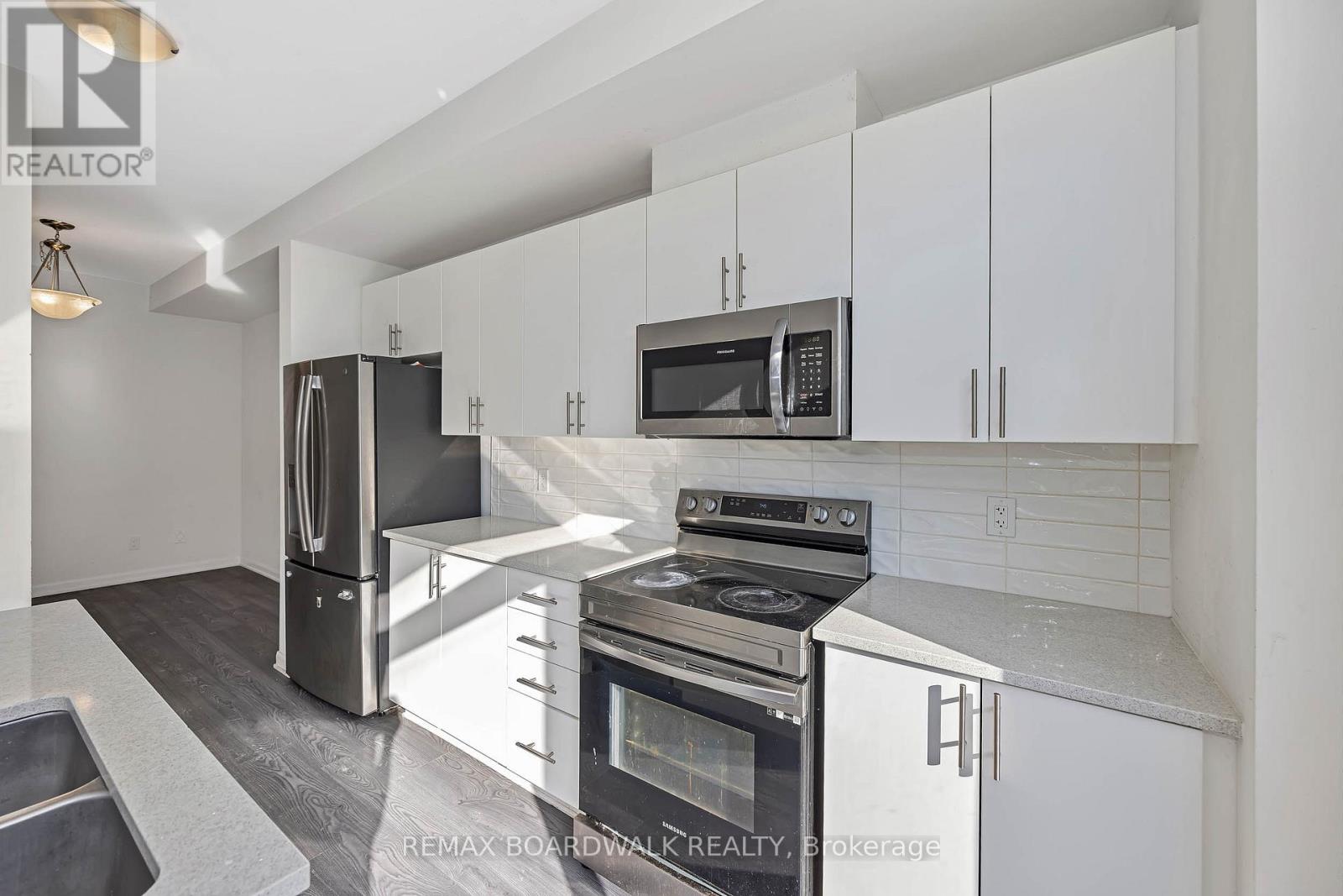 2063 Caltra Crescent, Ottawa, Ontario K2V 6V4 - Photo 14 - X13455656