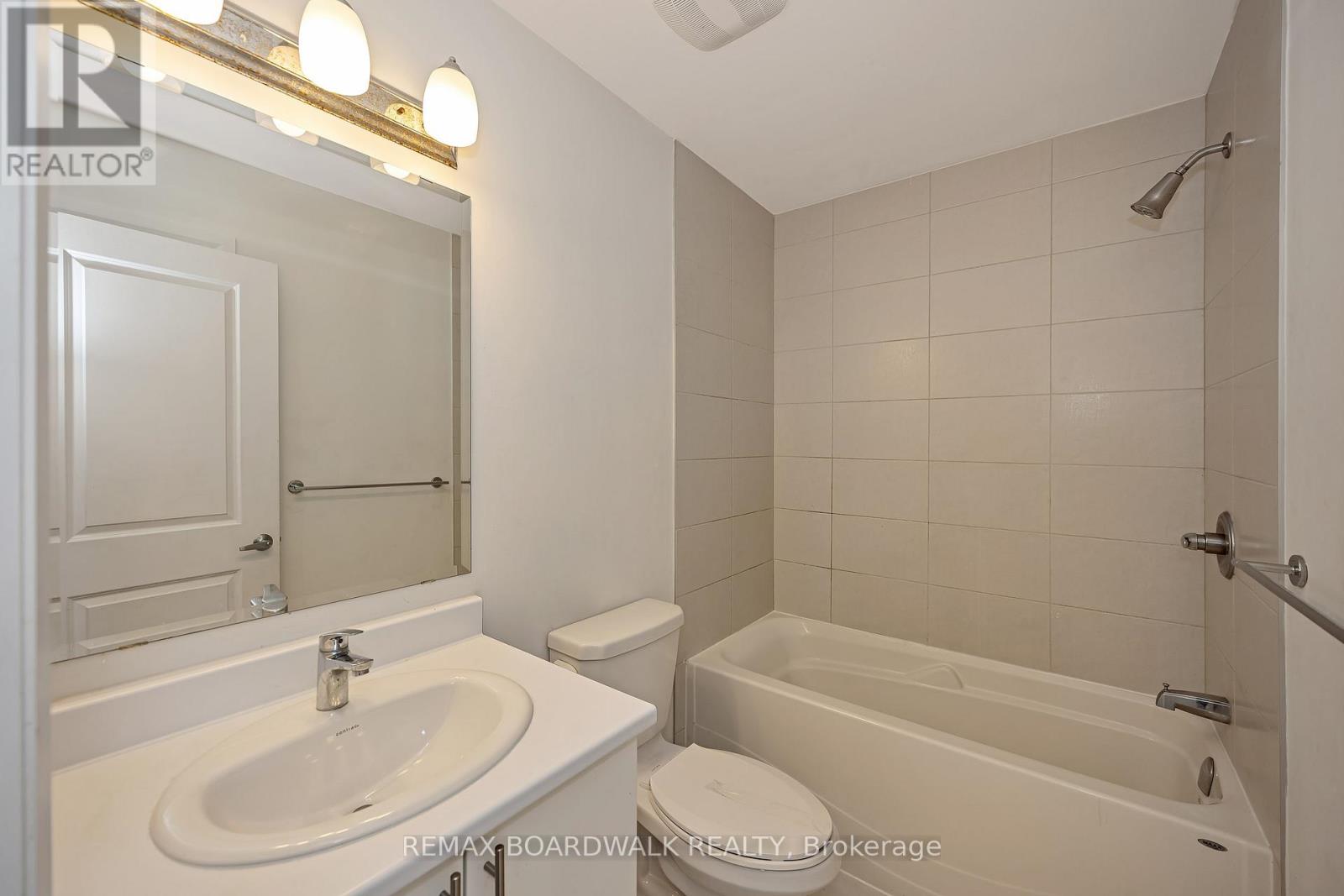 2063 Caltra Crescent, Ottawa, Ontario K2V 6V4 - Photo 29 - X13455656