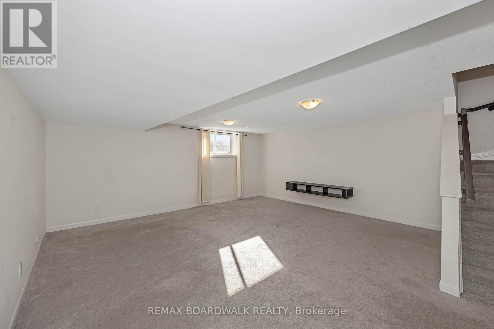 2063 Caltra Crescent, Ottawa, Ontario K2V 6V4 - Photo 32 - X13455656