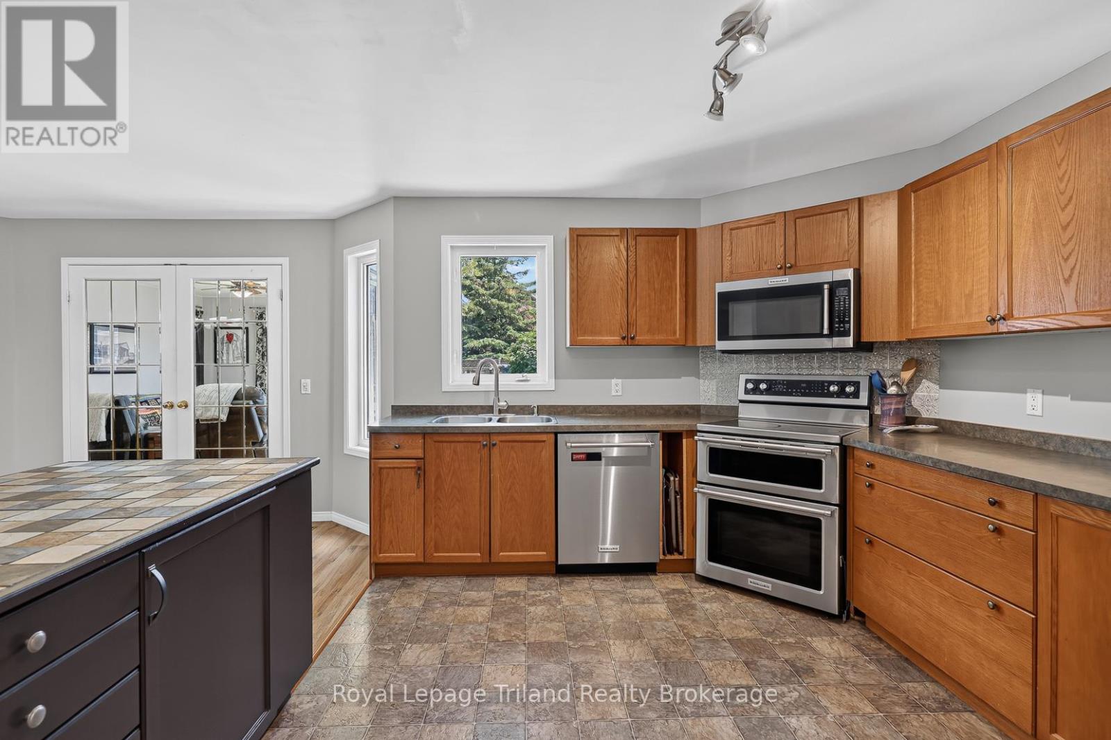 6 Gayfer Place, Ingersoll, Ontario N5C 4E4 - Photo 17 - X13455770
