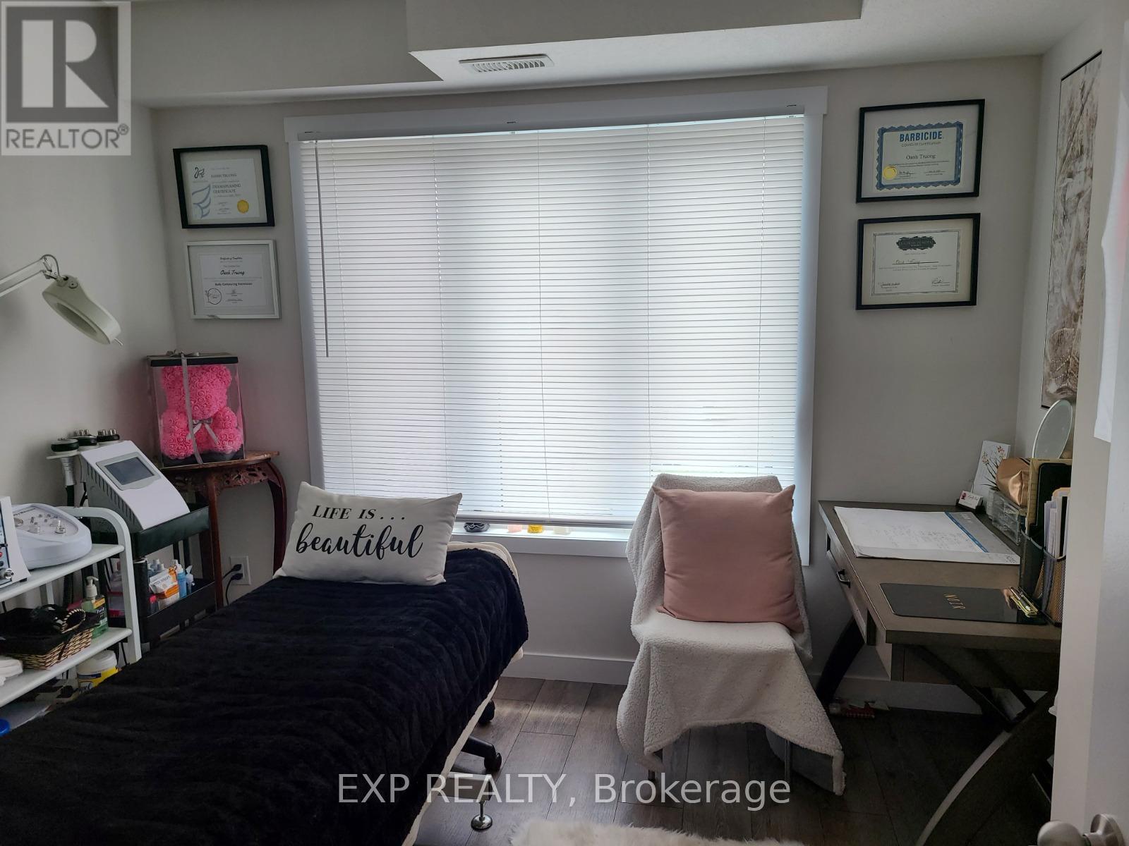 D6 - 160 Rochefort Street, Kitchener, Ontario  N2R 0P5 - Photo 8 - X13455494