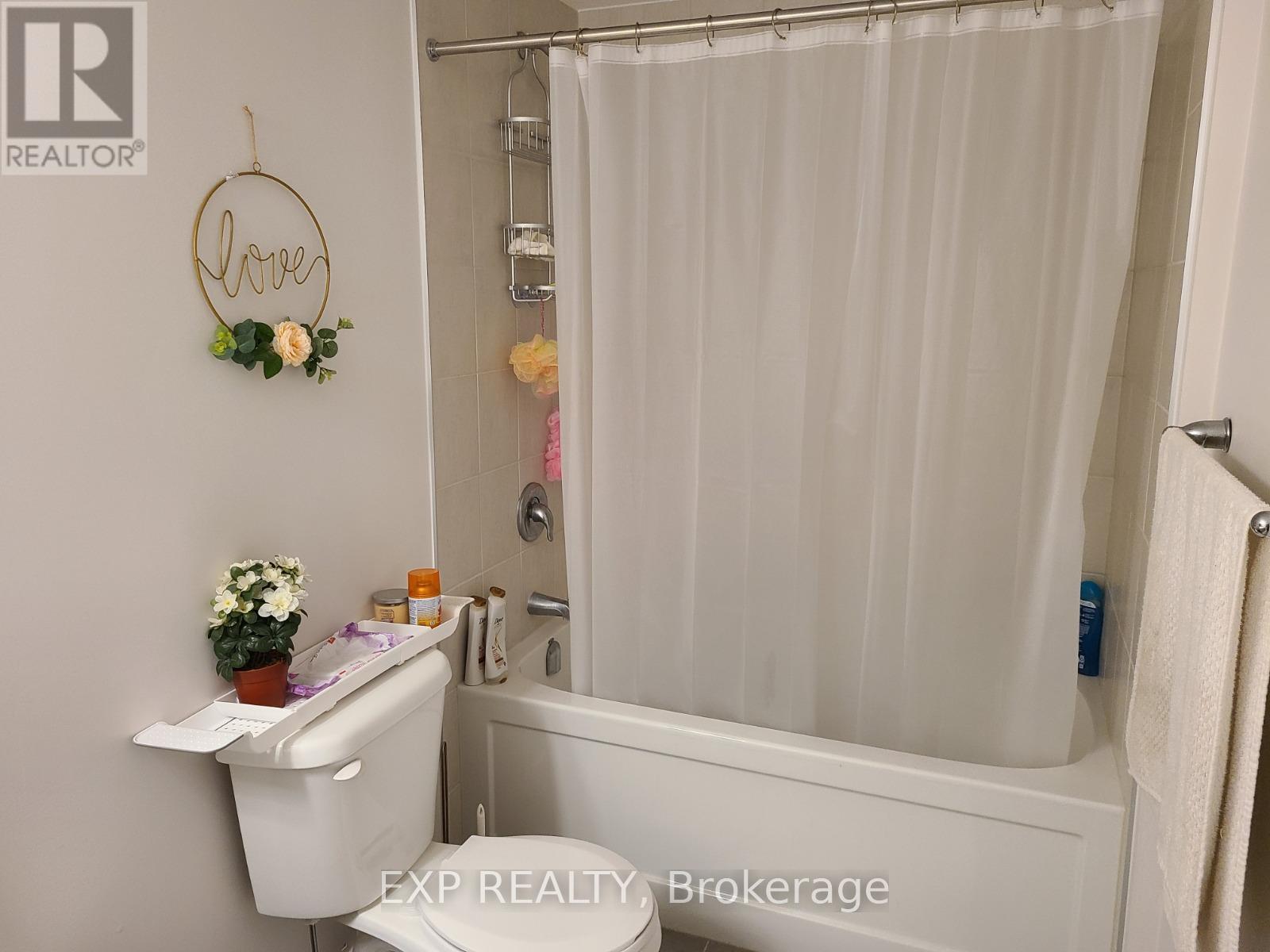 D6 - 160 Rochefort Street, Kitchener, Ontario  N2R 0P5 - Photo 9 - X13455494