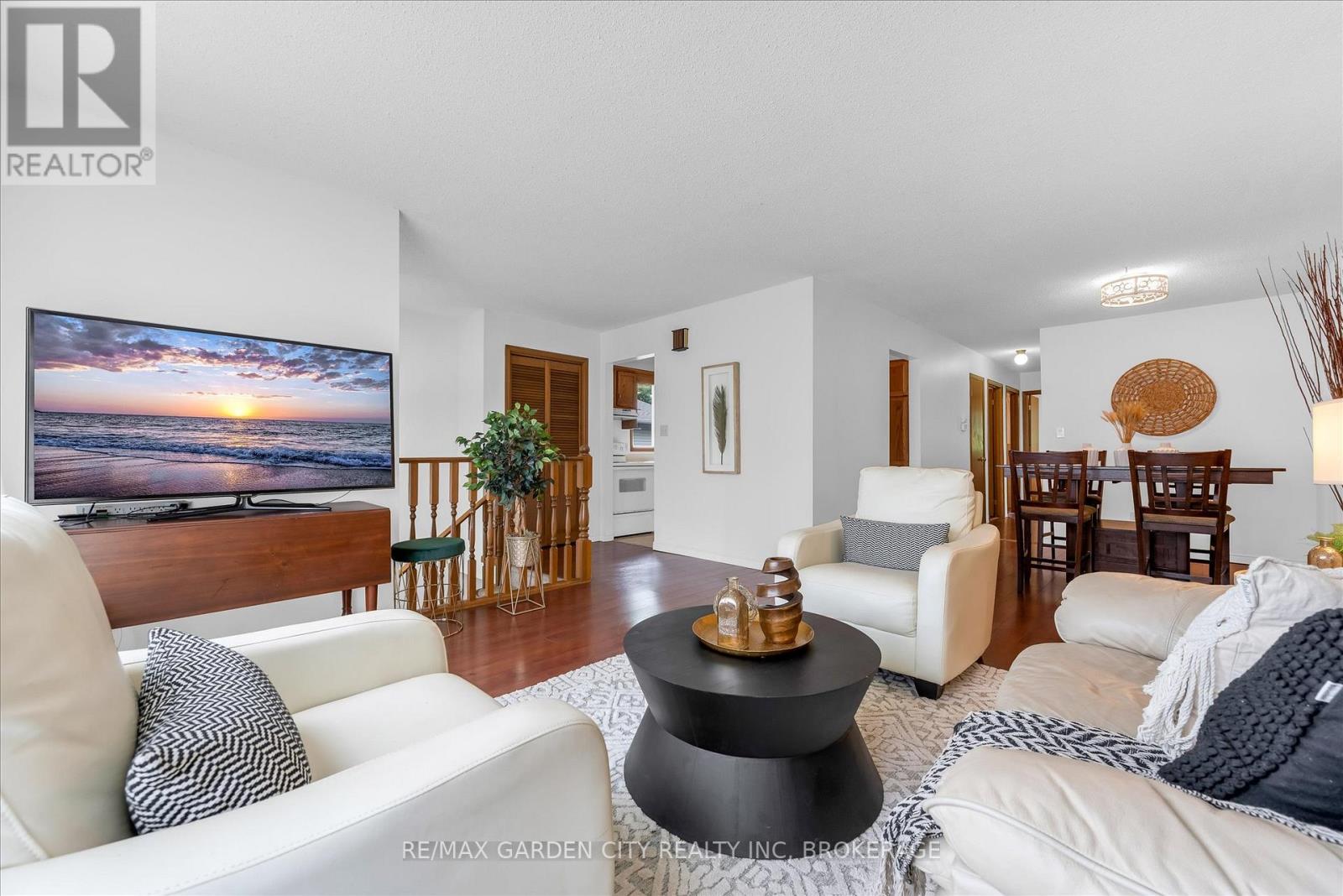 3920 Old Orchard Way, Lincoln, Ontario  L0R 2C0 - Photo 5 - X13456052