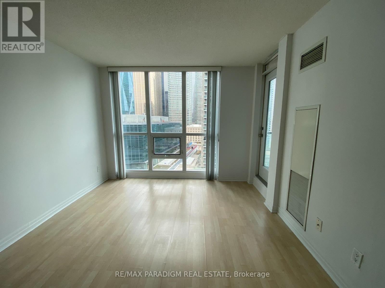 1503 - 16 Yonge Street, Toronto, Ontario  M5E 2A3 - Photo 5 - C13455672
