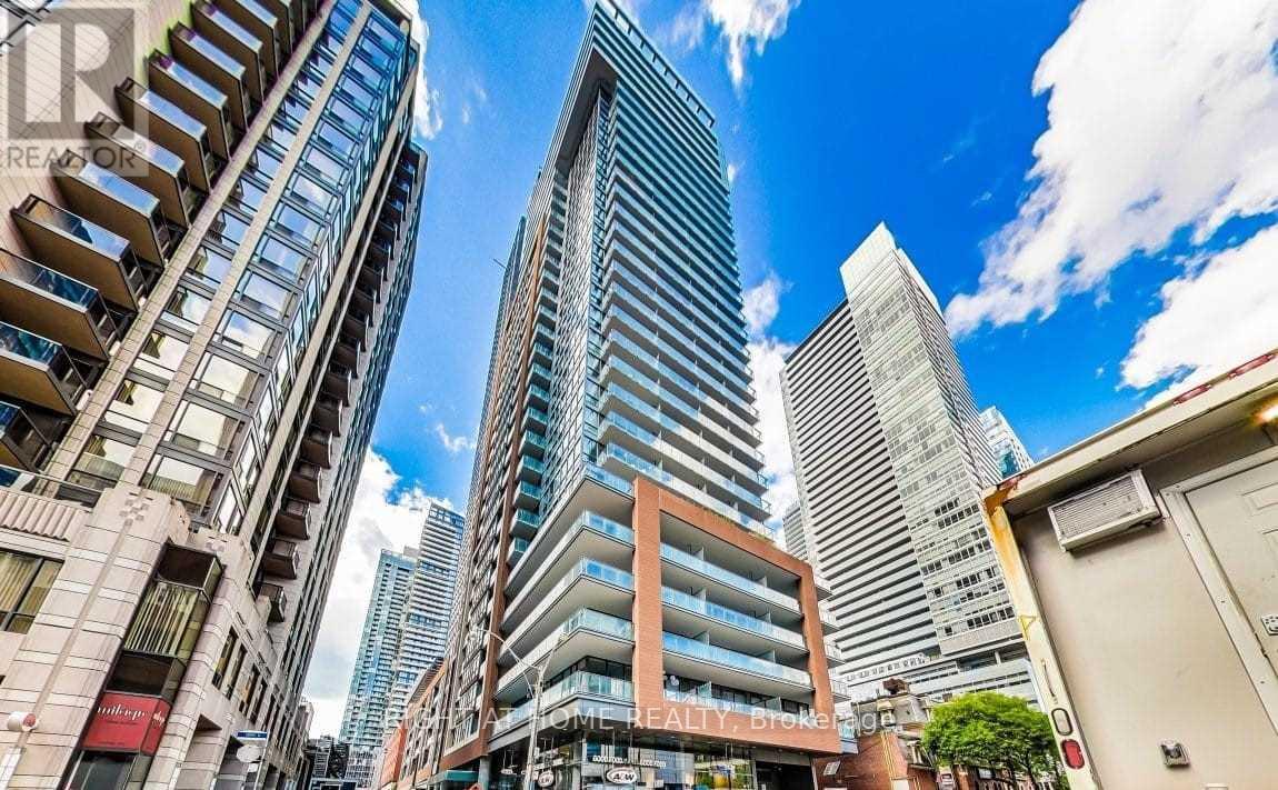 1903 - 8 MERCER STREET, Toronto, Ontario