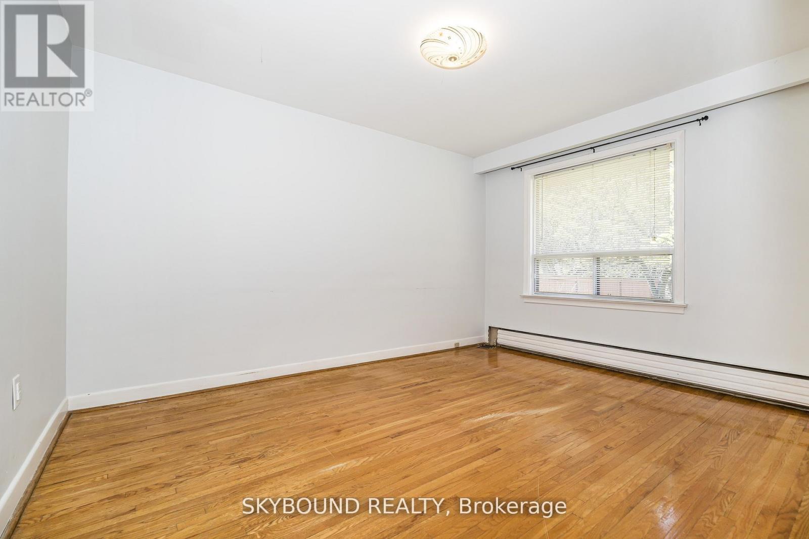 44 Tinder Crescent, Toronto, Ontario  M4A 1L3 - Photo 15 - C13455738