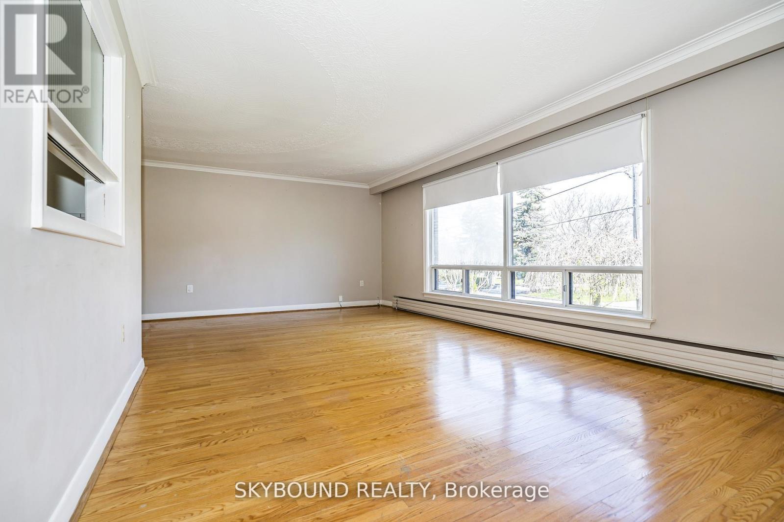 44 Tinder Crescent, Toronto, Ontario  M4A 1L3 - Photo 7 - C13455738
