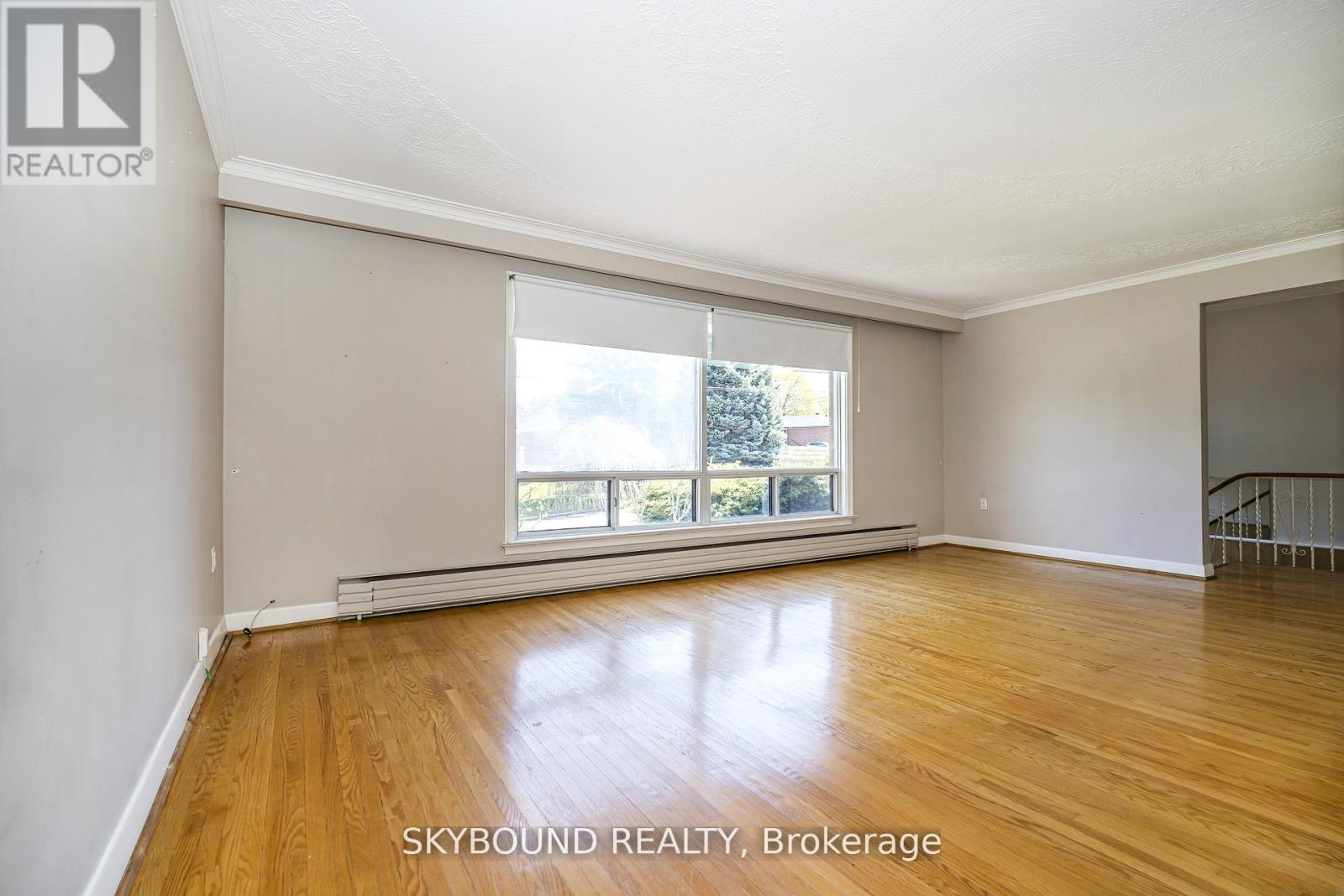 44 Tinder Crescent, Toronto, Ontario  M4A 1L3 - Photo 8 - C13455738