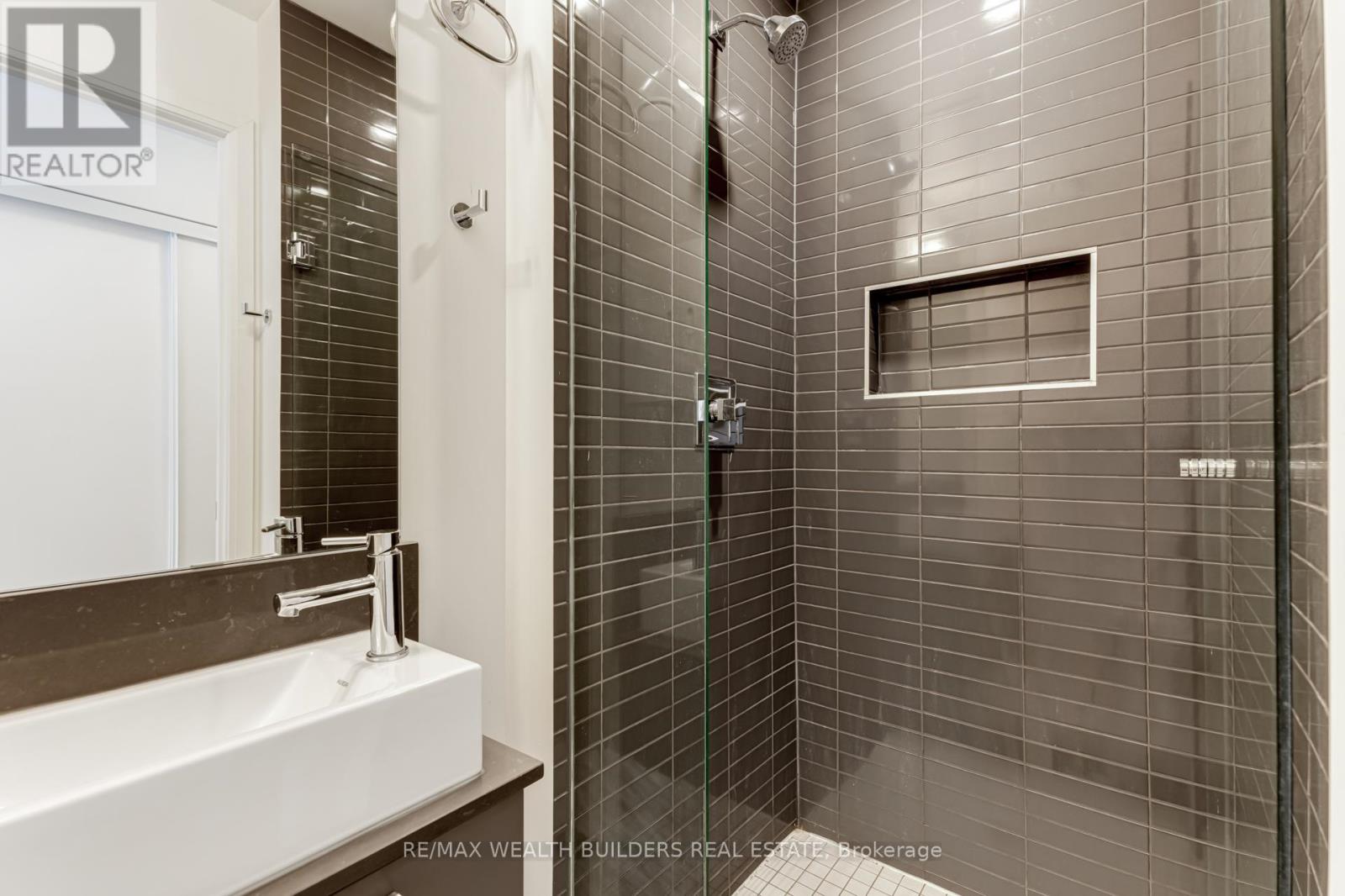 1211e - 576 Front Street W, Toronto, Ontario  M5V 1C1 - Photo 18 - C13455740