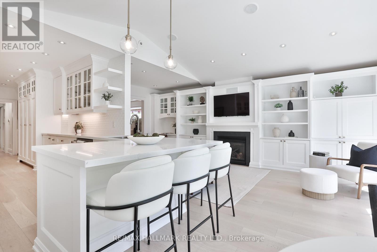 73 Elwood Boulevard, Toronto, Ontario  M5N 1G9 - Photo 17 - C13455766