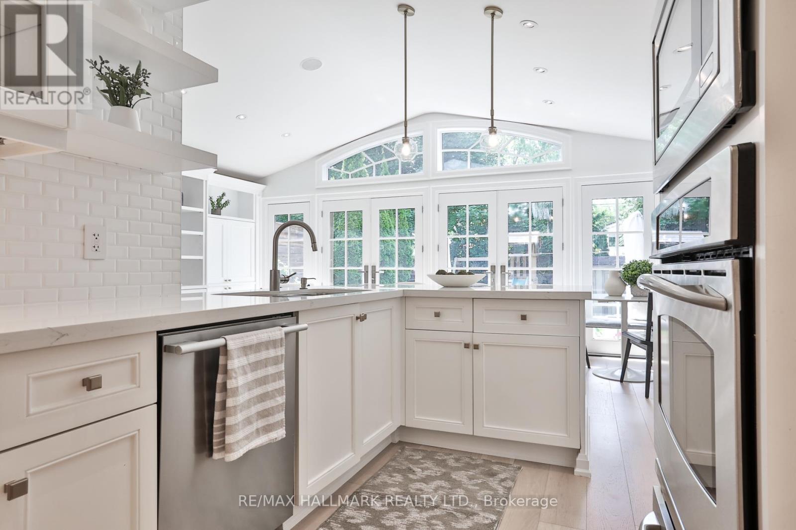 73 Elwood Boulevard, Toronto, Ontario  M5N 1G9 - Photo 21 - C13455766
