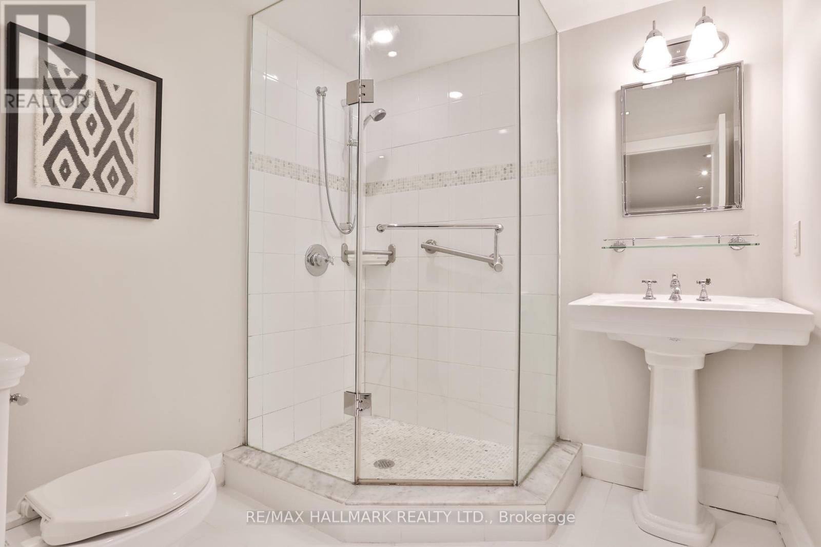 73 Elwood Boulevard, Toronto, Ontario  M5N 1G9 - Photo 39 - C13455766