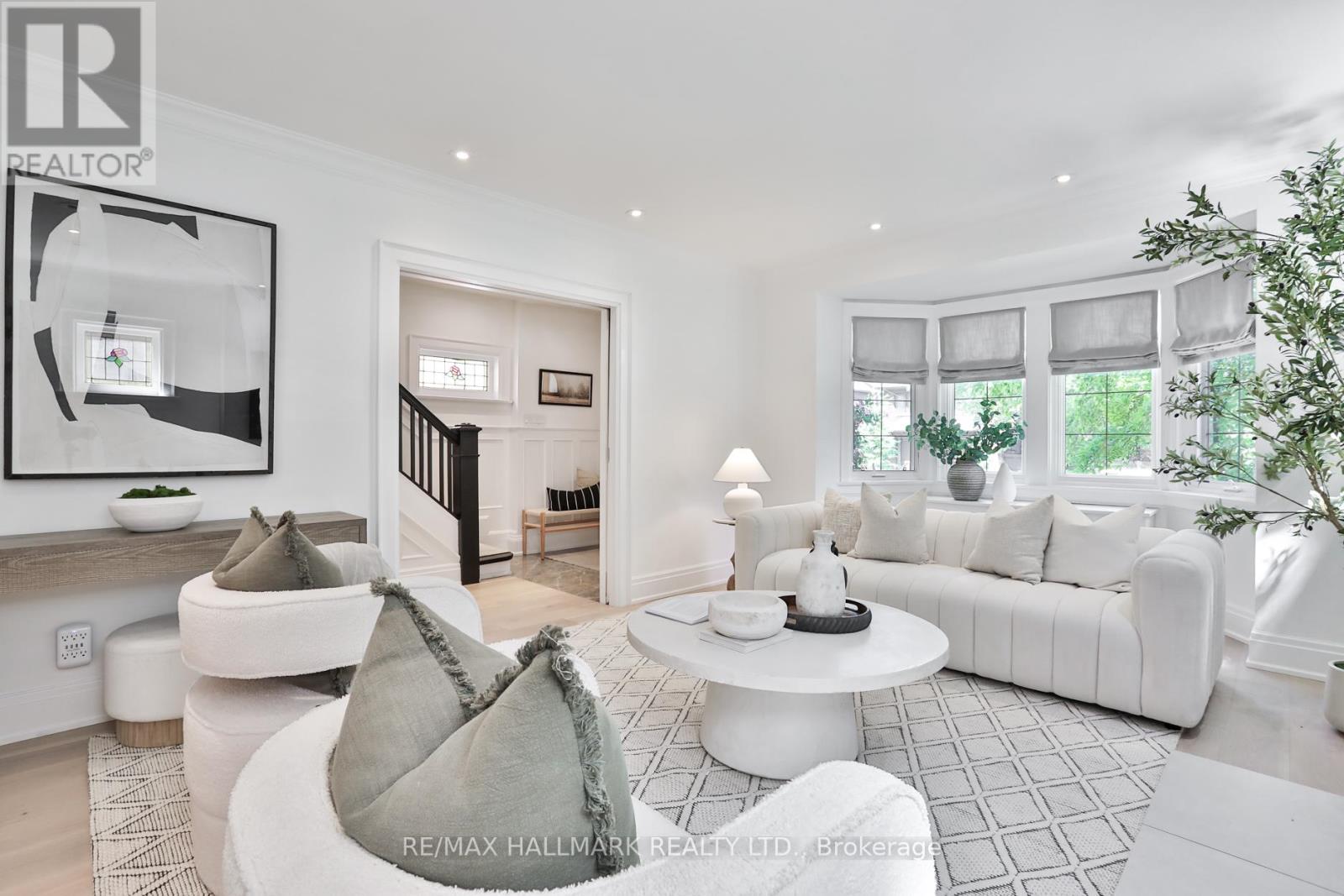 73 Elwood Boulevard, Toronto, Ontario  M5N 1G9 - Photo 4 - C13455766