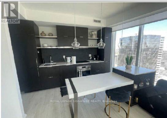 3802 - 197 Yonge Street, Toronto, Ontario  M5B 0C1 - Photo 2 - C13455796