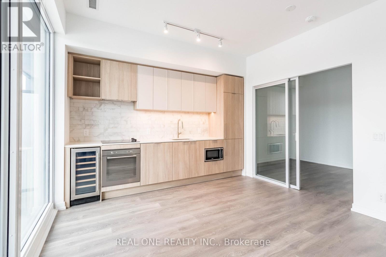 722 - 2020 Bathurst Street, Toronto, Ontario  M5P 0A6 - Photo 17 - C13456054