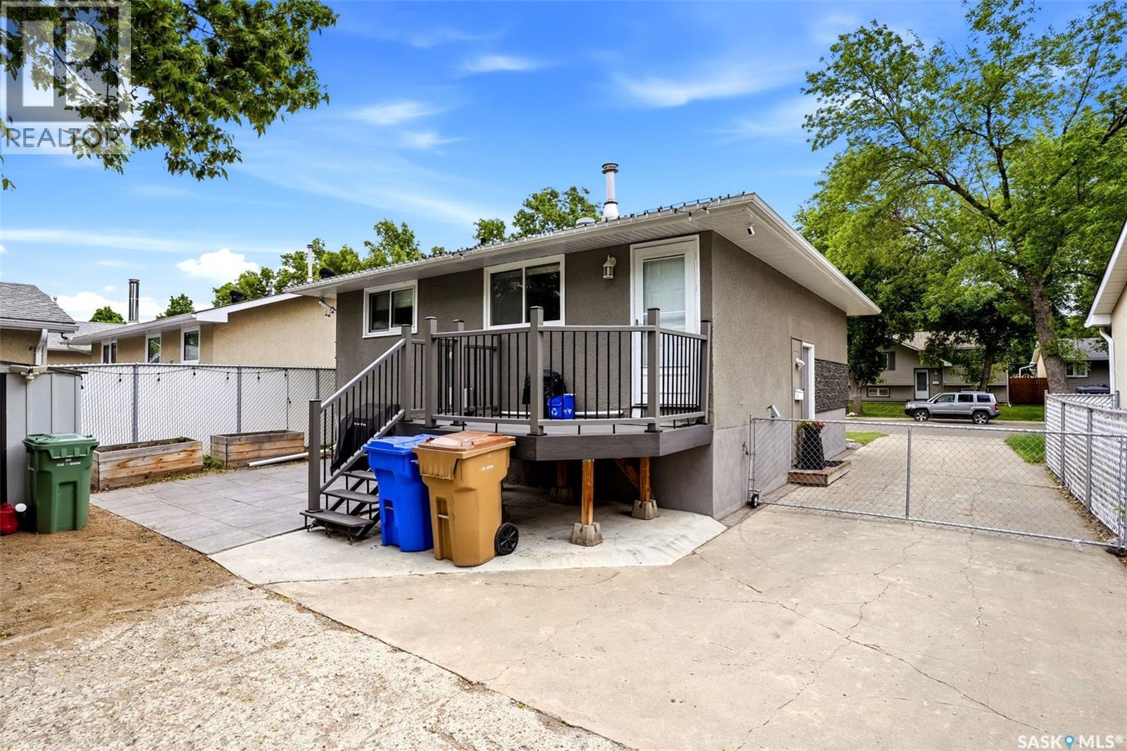 18 Fisher Street, Regina, Saskatchewan  S4N 1N6 - Photo 32 - SK039486