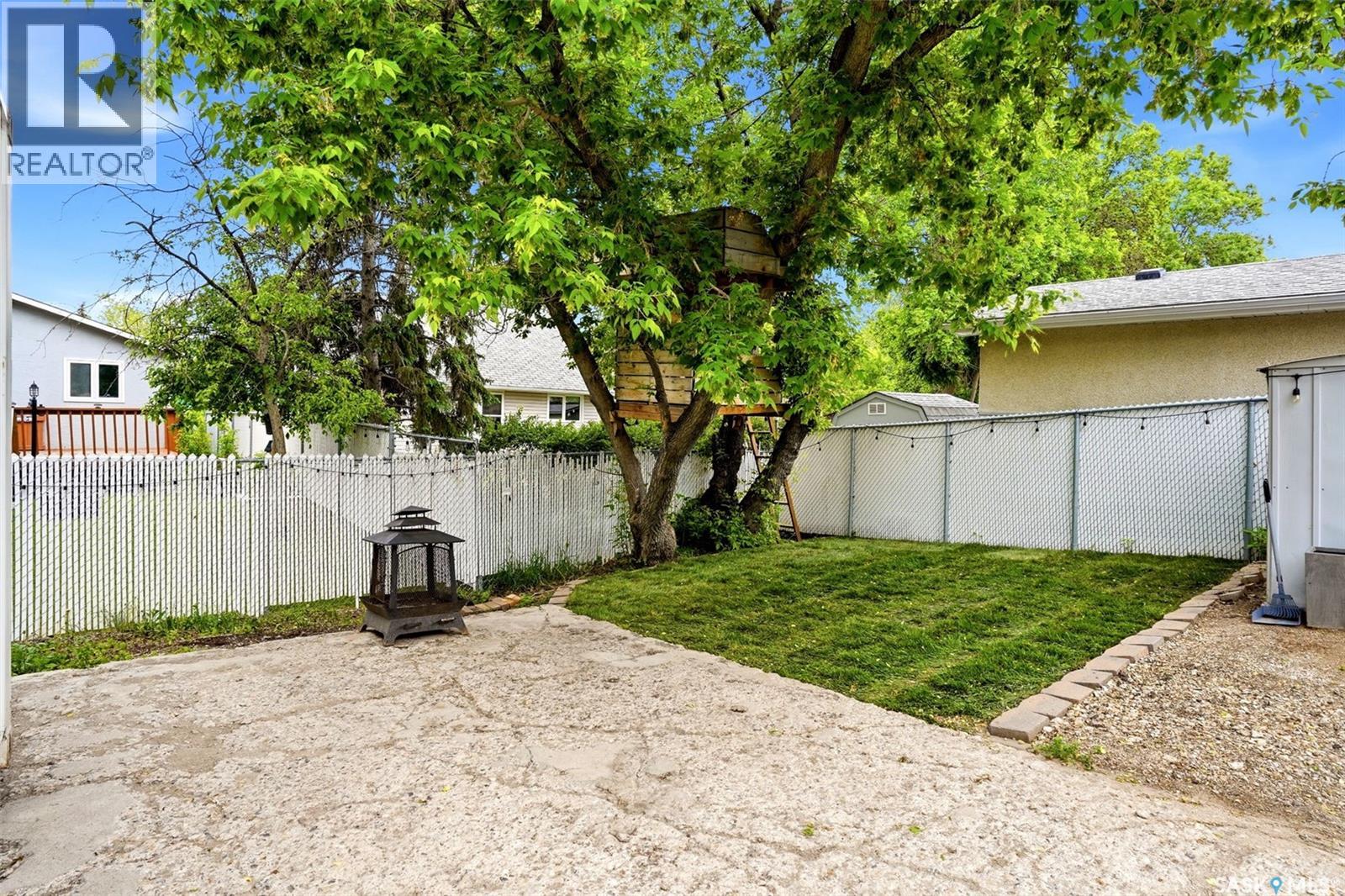 18 Fisher Street, Regina, Saskatchewan  S4N 1N6 - Photo 37 - SK039486