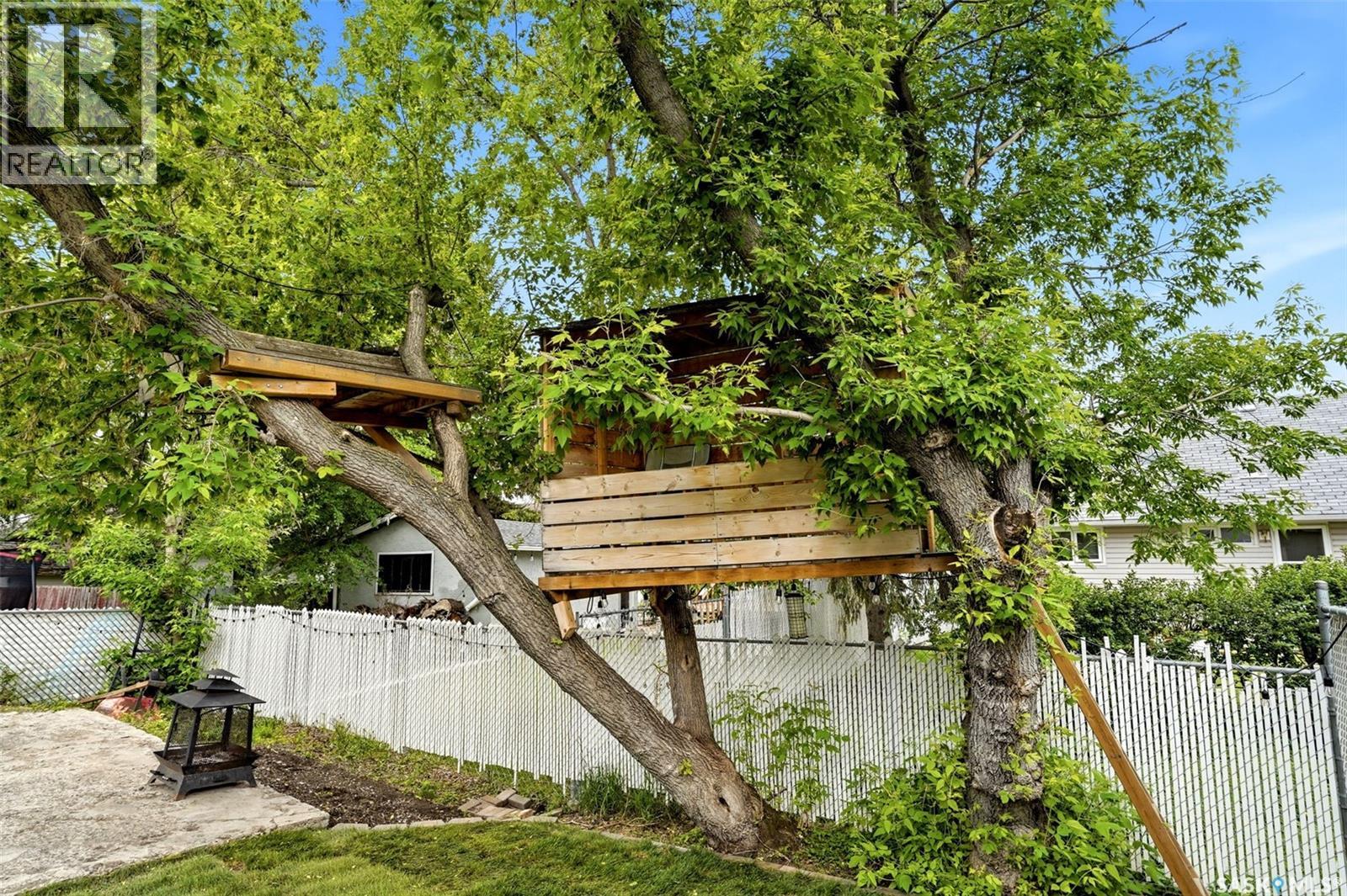 18 Fisher Street, Regina, Saskatchewan  S4N 1N6 - Photo 38 - SK039486