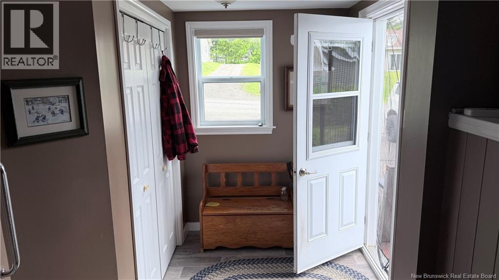 221 Barrett, Perth-Andover, New Brunswick  E7A 1E1 - Photo 4 - NB142143