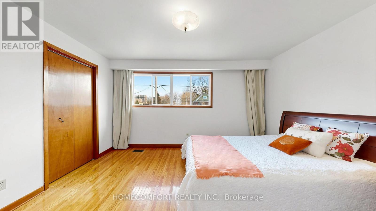 76 Barrington Avenue, Toronto, Ontario  M4C 4Z1 - Photo 24 - E13455688