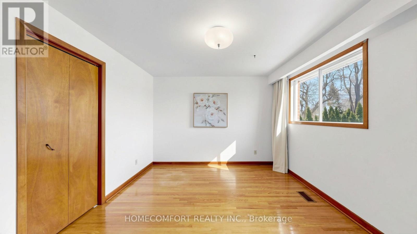 76 Barrington Avenue, Toronto, Ontario  M4C 4Z1 - Photo 29 - E13455688