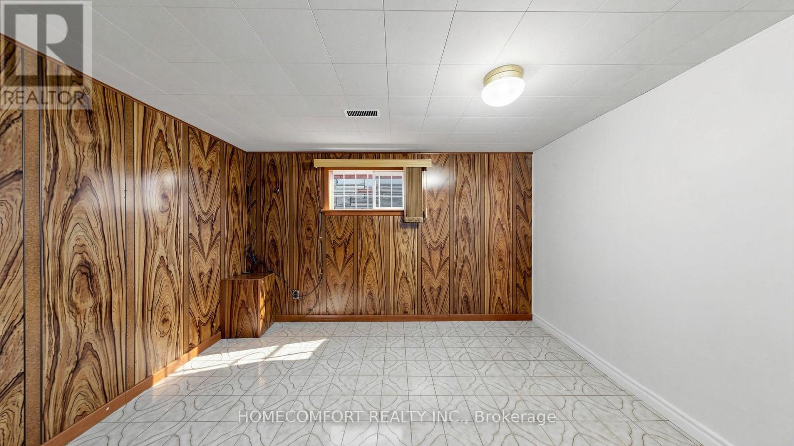 76 Barrington Avenue, Toronto, Ontario  M4C 4Z1 - Photo 35 - E13455688