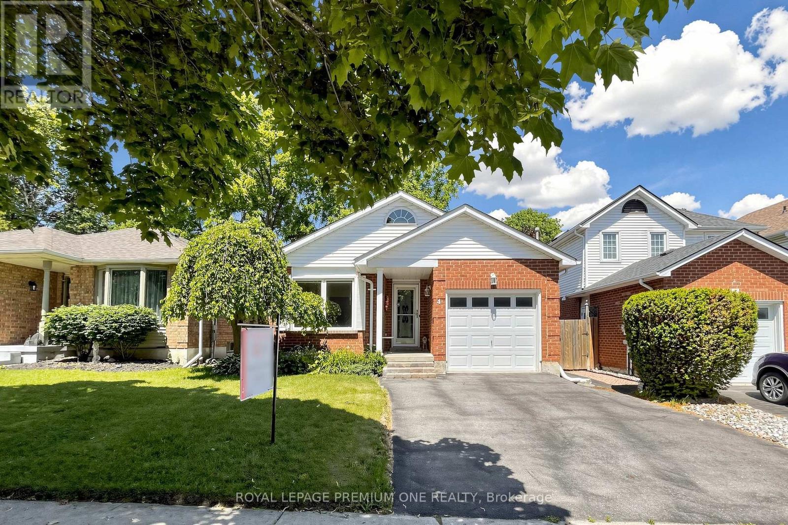 4 PROUT DRIVE, Clarington, Ontario