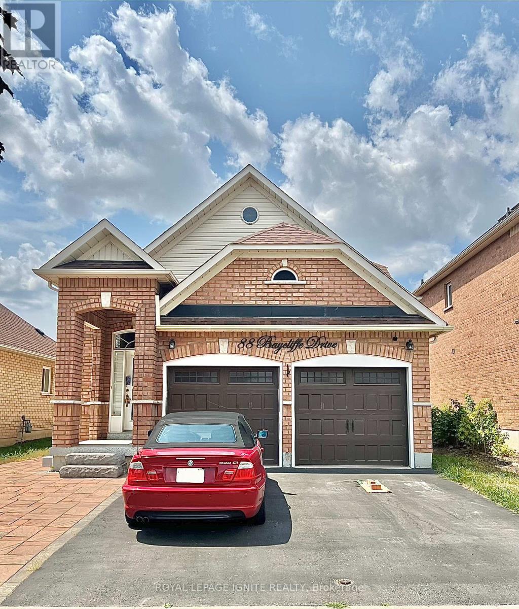 88 BAYCLIFFE DRIVE, Whitby, Ontario
