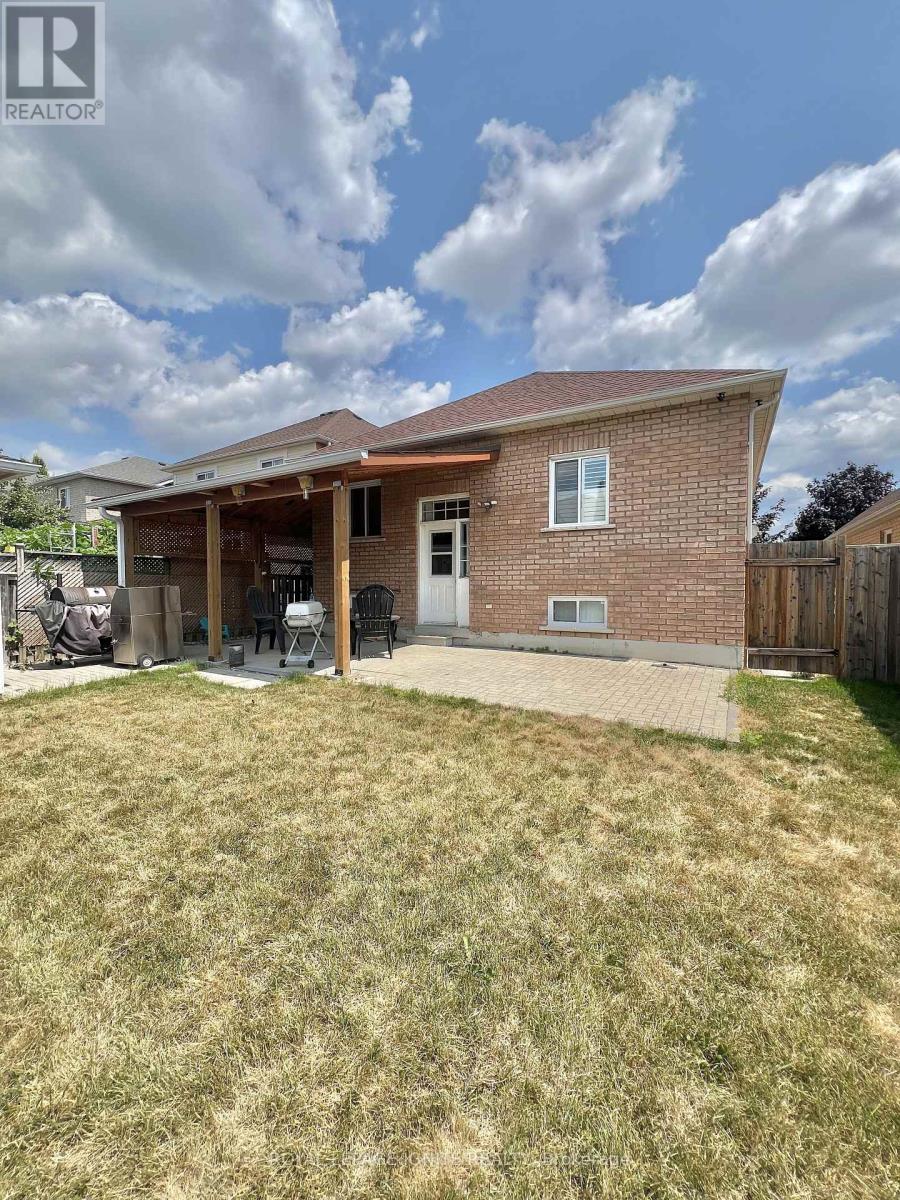 88 Baycliffe Drive, Whitby, Ontario  L1P 1W4 - Photo 26 - E13455982