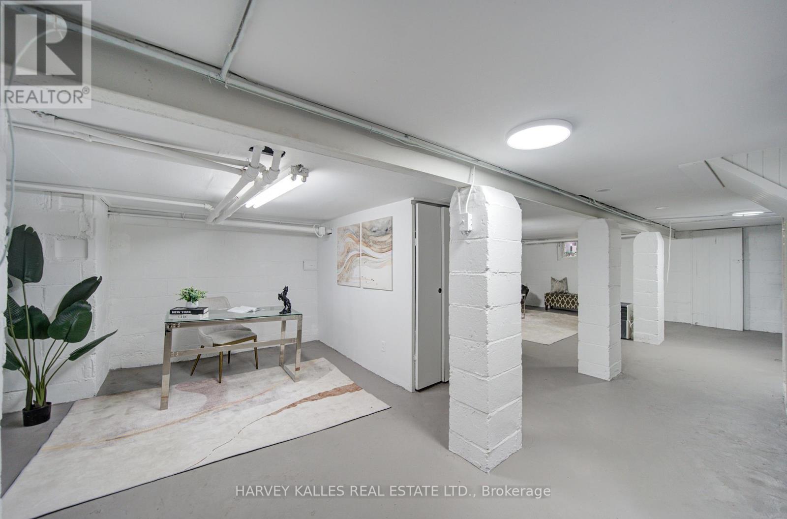 62 Roe Avenue, Toronto, Ontario  M5M 2H7 - Photo 35 - C13455276