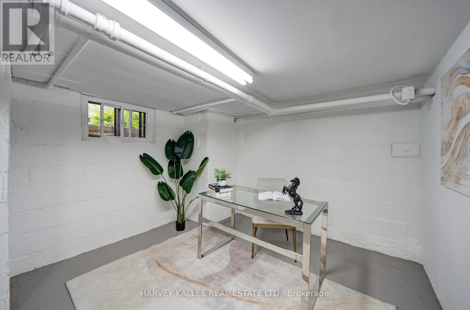62 Roe Avenue, Toronto, Ontario  M5M 2H7 - Photo 37 - C13455276