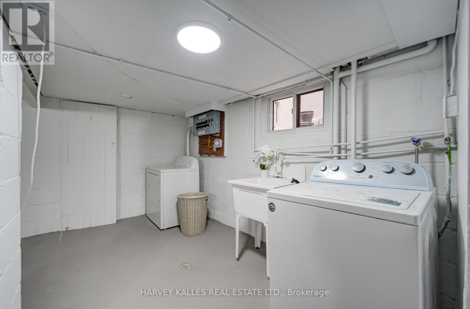 62 Roe Avenue, Toronto, Ontario  M5M 2H7 - Photo 38 - C13455276