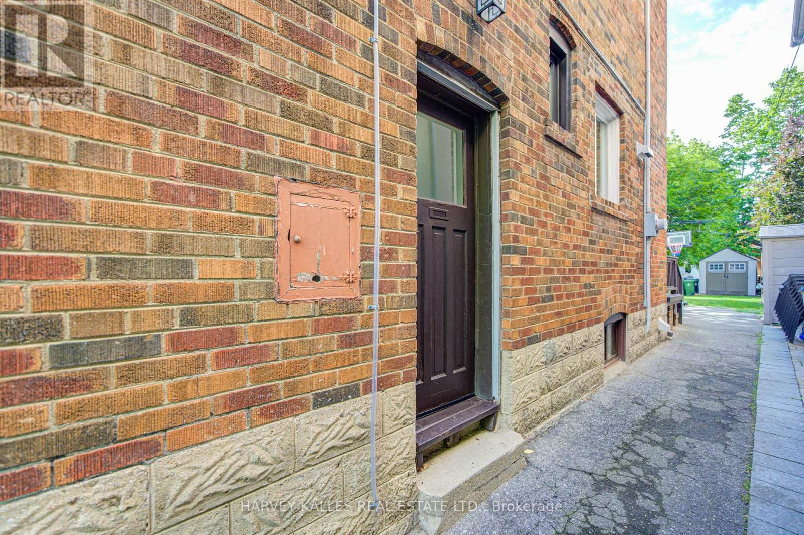 62 Roe Avenue, Toronto, Ontario  M5M 2H7 - Photo 43 - C13455276