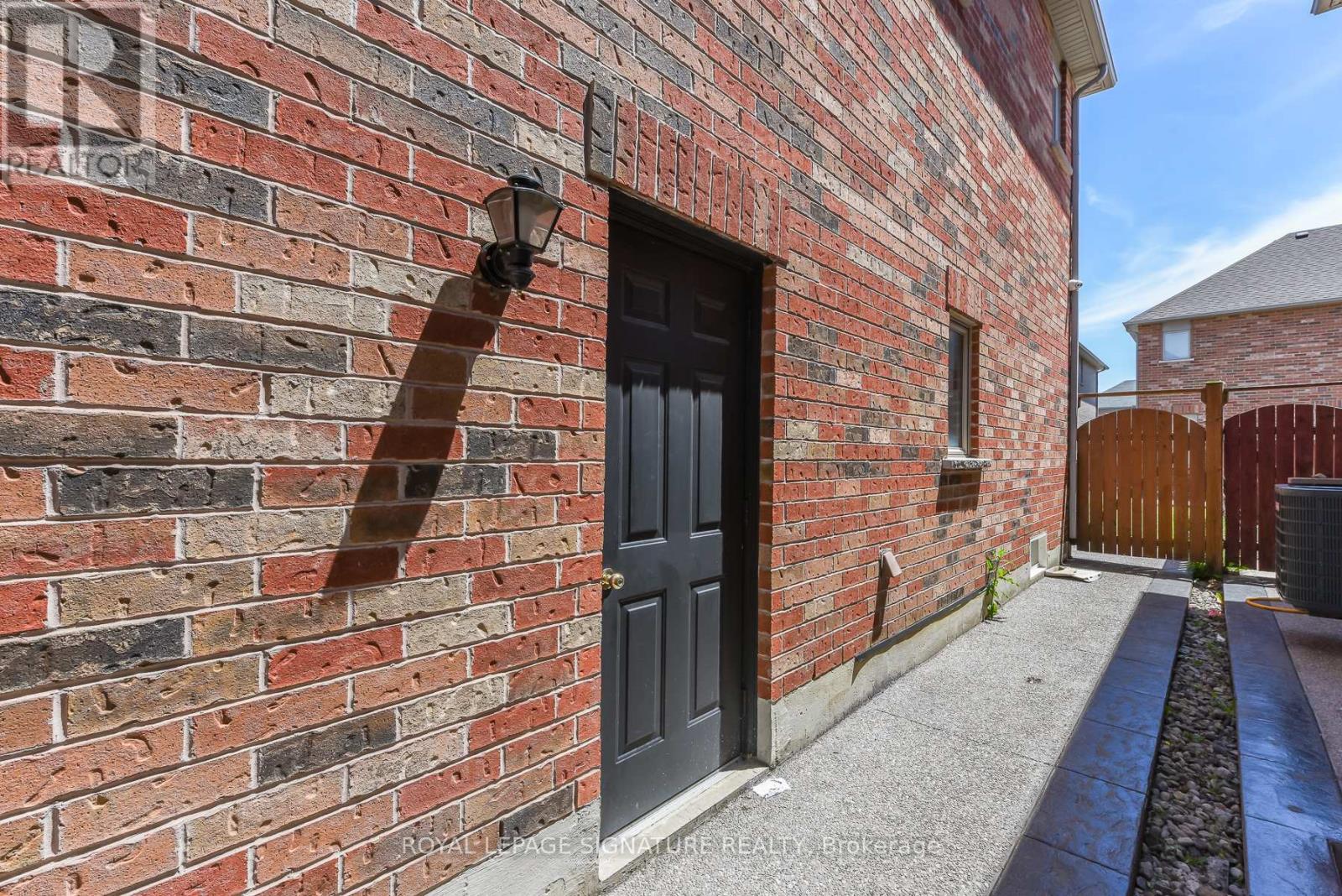 27 Permafrost Drive, Brampton, Ontario  L6R 3M4 - Photo 41 - W12976700