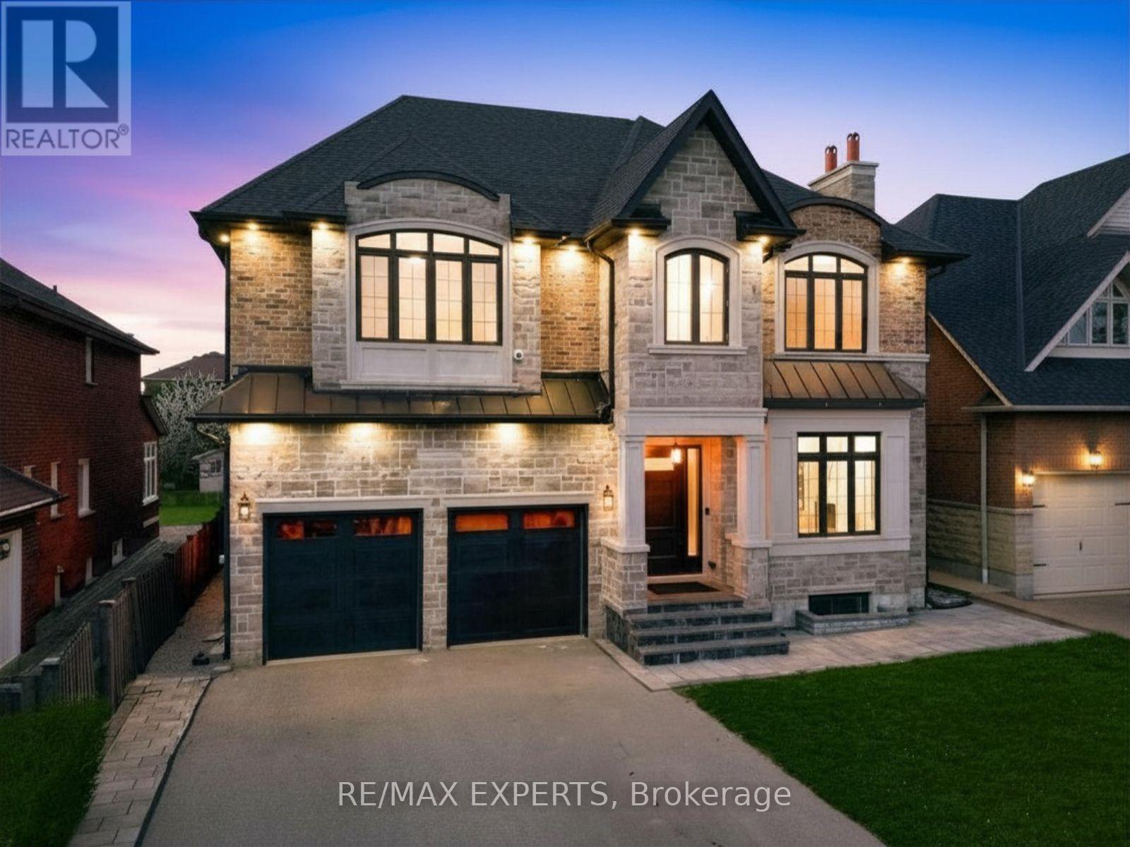 38 RAILWAY STREET, Vaughan, Ontario