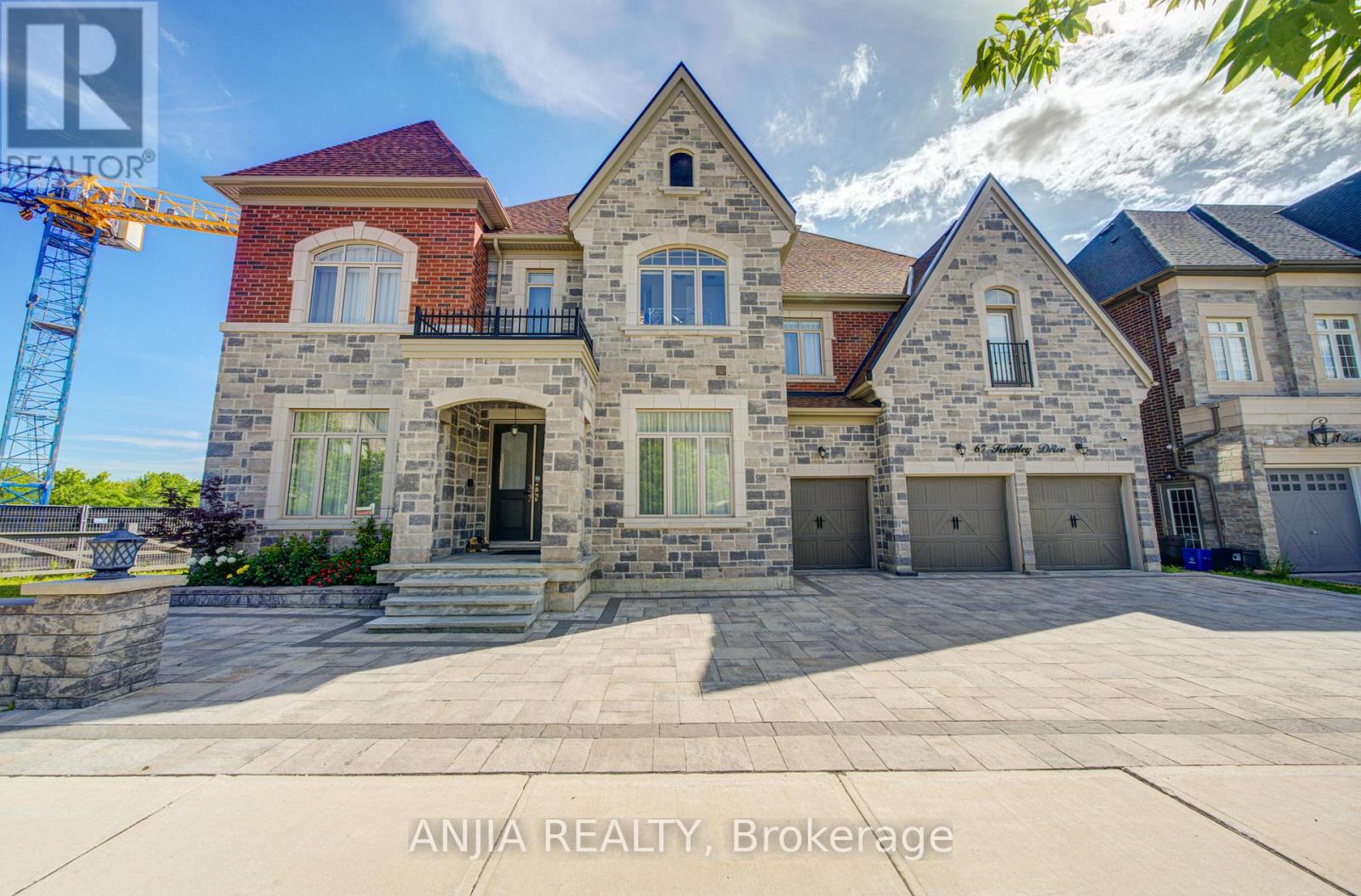 67 KEATLEY DRIVE, Vaughan, Ontario