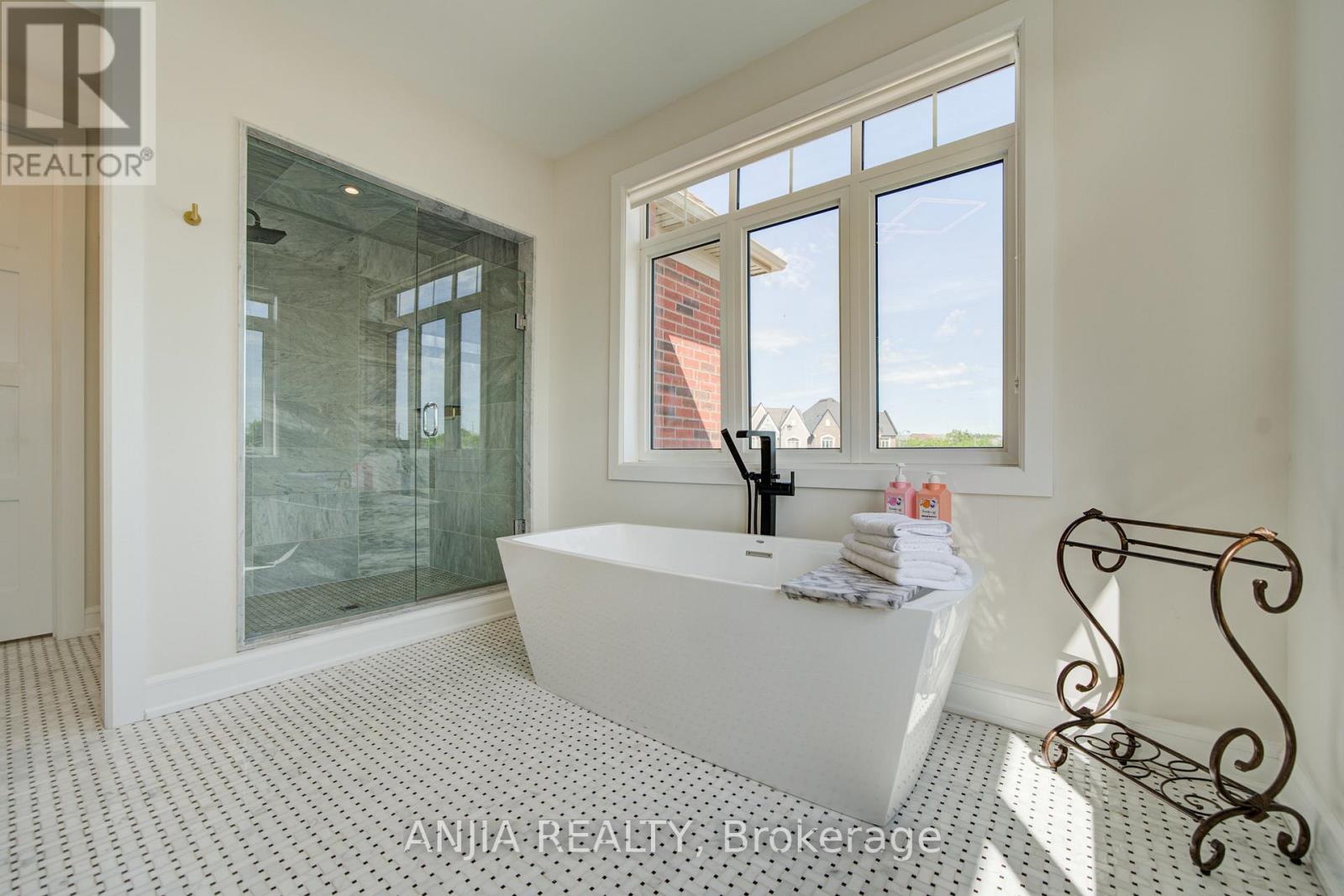 67 Keatley Drive, Vaughan, Ontario  L6A 4Y3 - Photo 34 - N13455678