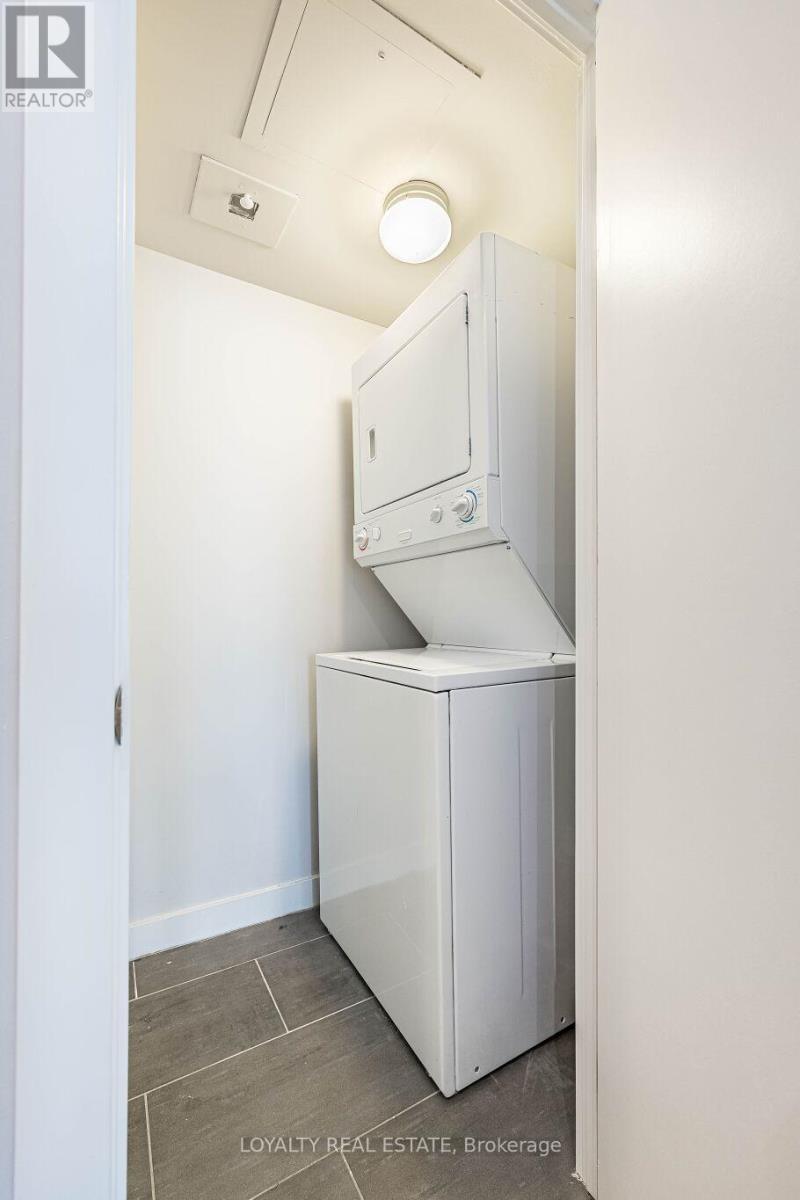 1206 - 126 Simcoe Street, Toronto, Ontario  M5H 4E6 - Photo 22 - C13438350