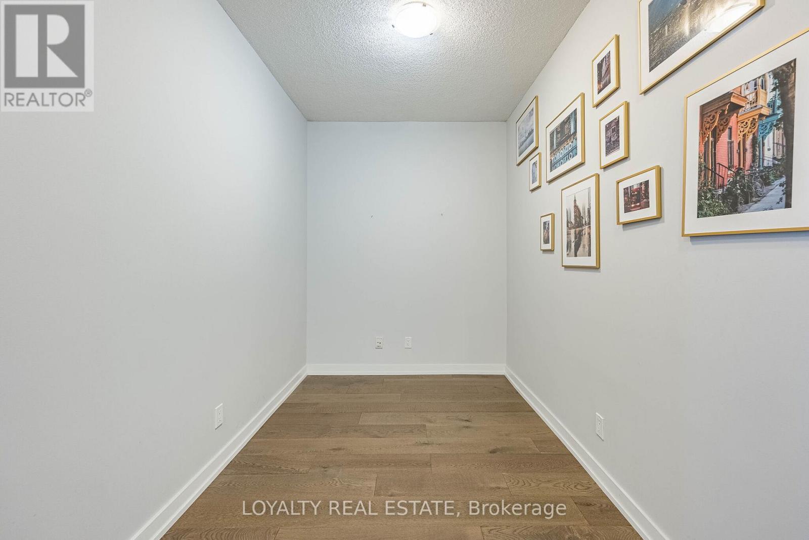 1206 - 126 Simcoe Street, Toronto, Ontario  M5H 4E6 - Photo 6 - C13438350