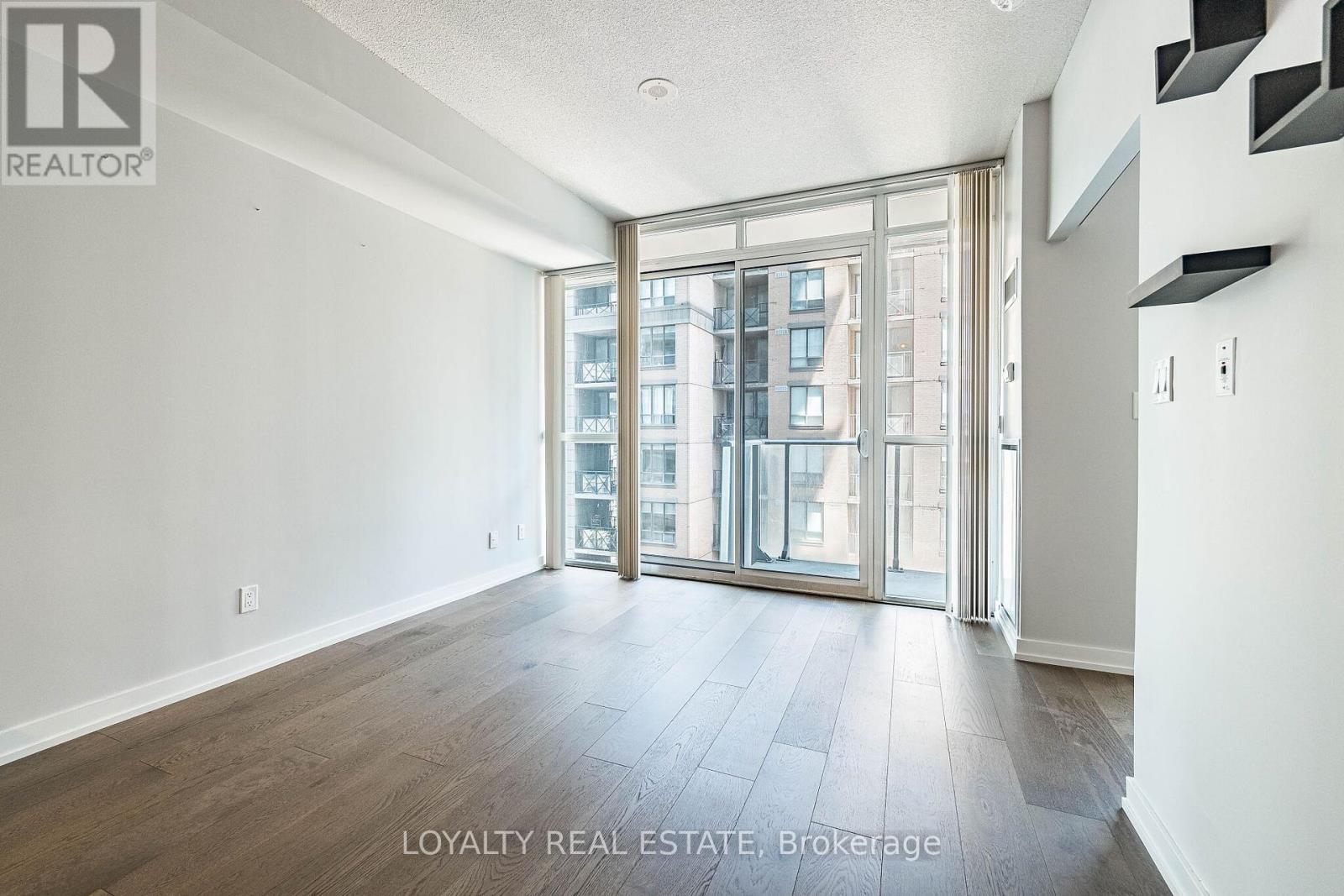 1206 - 126 Simcoe Street, Toronto, Ontario  M5H 4E6 - Photo 9 - C13438350