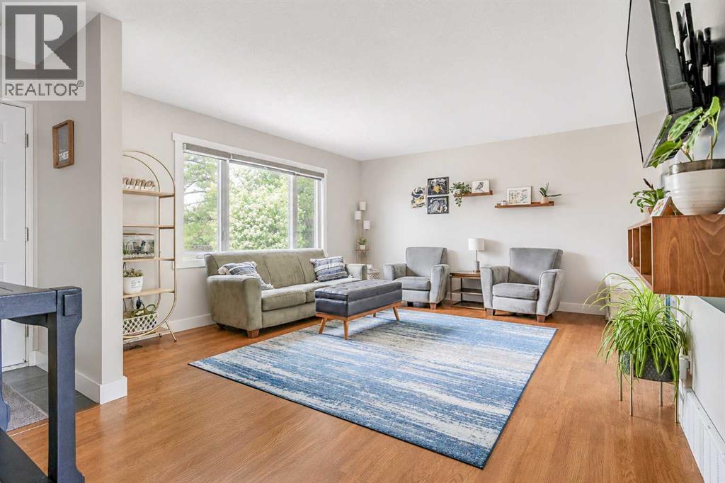 56 Chinook Crescent W, Brooks, Alberta  T1R 0C2 - Photo 4 - A2317604