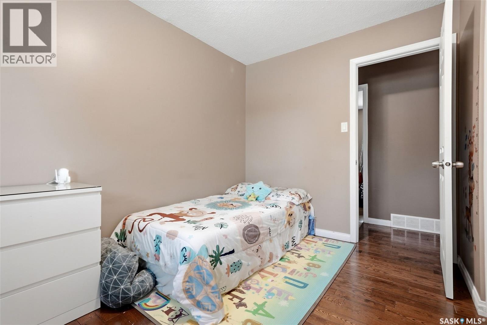 39 Bothwell Crescent, Regina, Saskatchewan  S4R 5Y7 - Photo 21 - SK039671