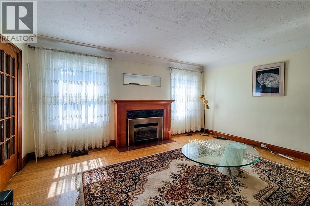 12 East 27th Street, Hamilton, Ontario  L8V 3E7 - Photo 6 - 40840642