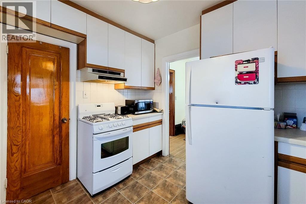 12 East 27th Street, Hamilton, Ontario  L8V 3E7 - Photo 11 - 40840642