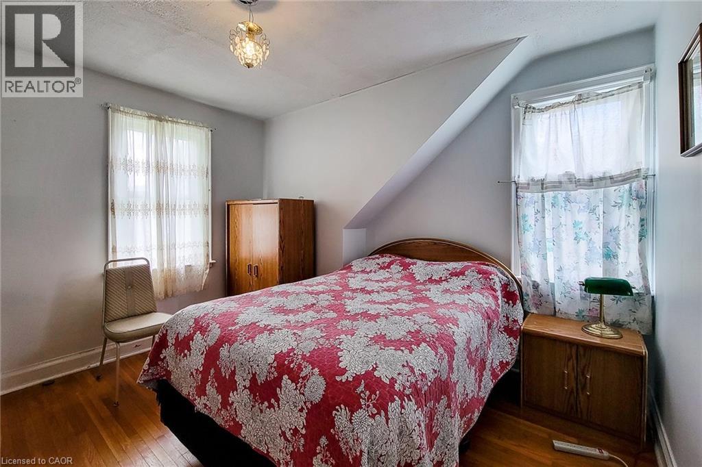 12 East 27th Street, Hamilton, Ontario  L8V 3E7 - Photo 17 - 40840642