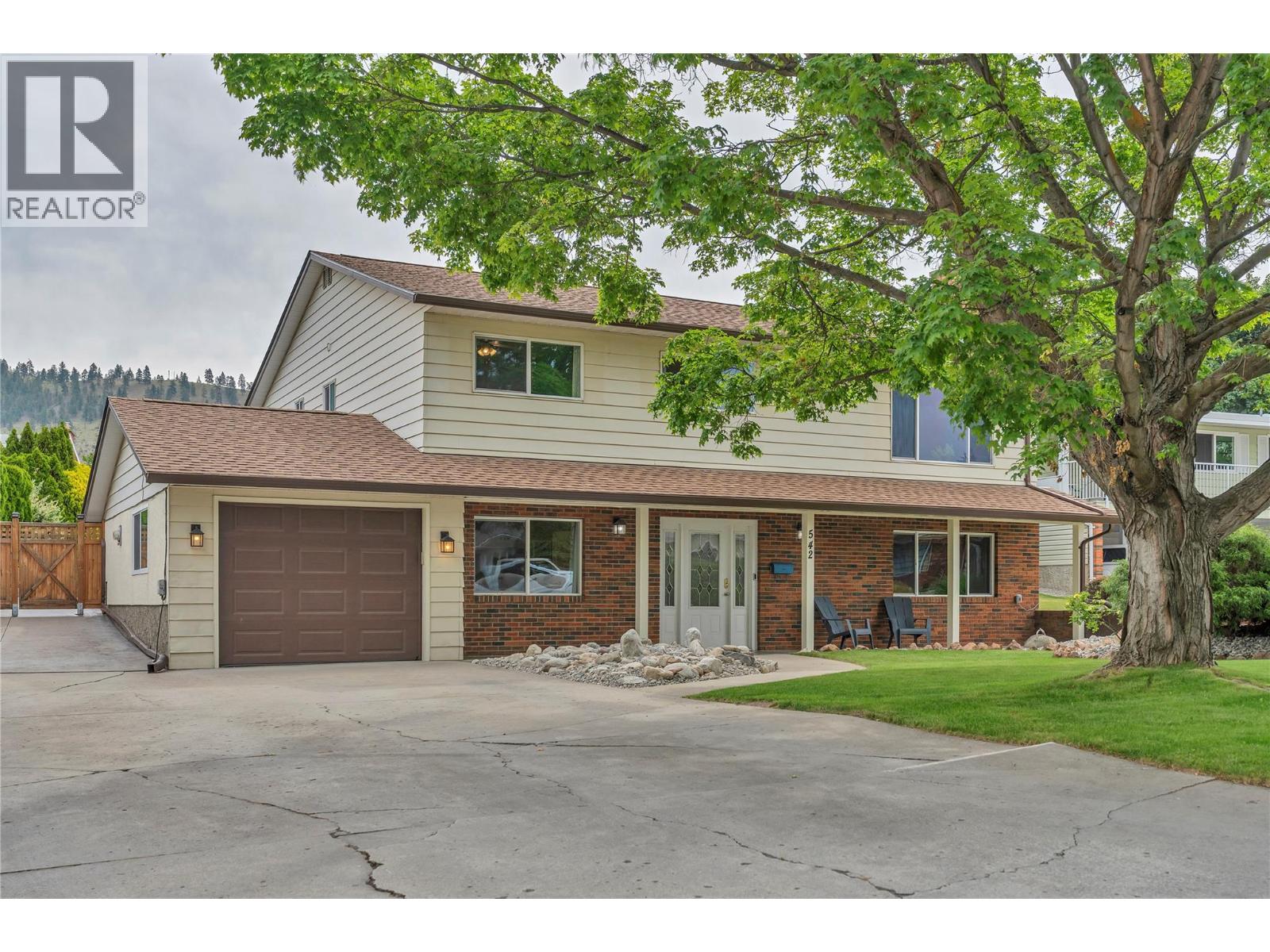 542 Truro Street, Penticton, British Columbia  V2A 6W4 - Photo 2 - 10390077