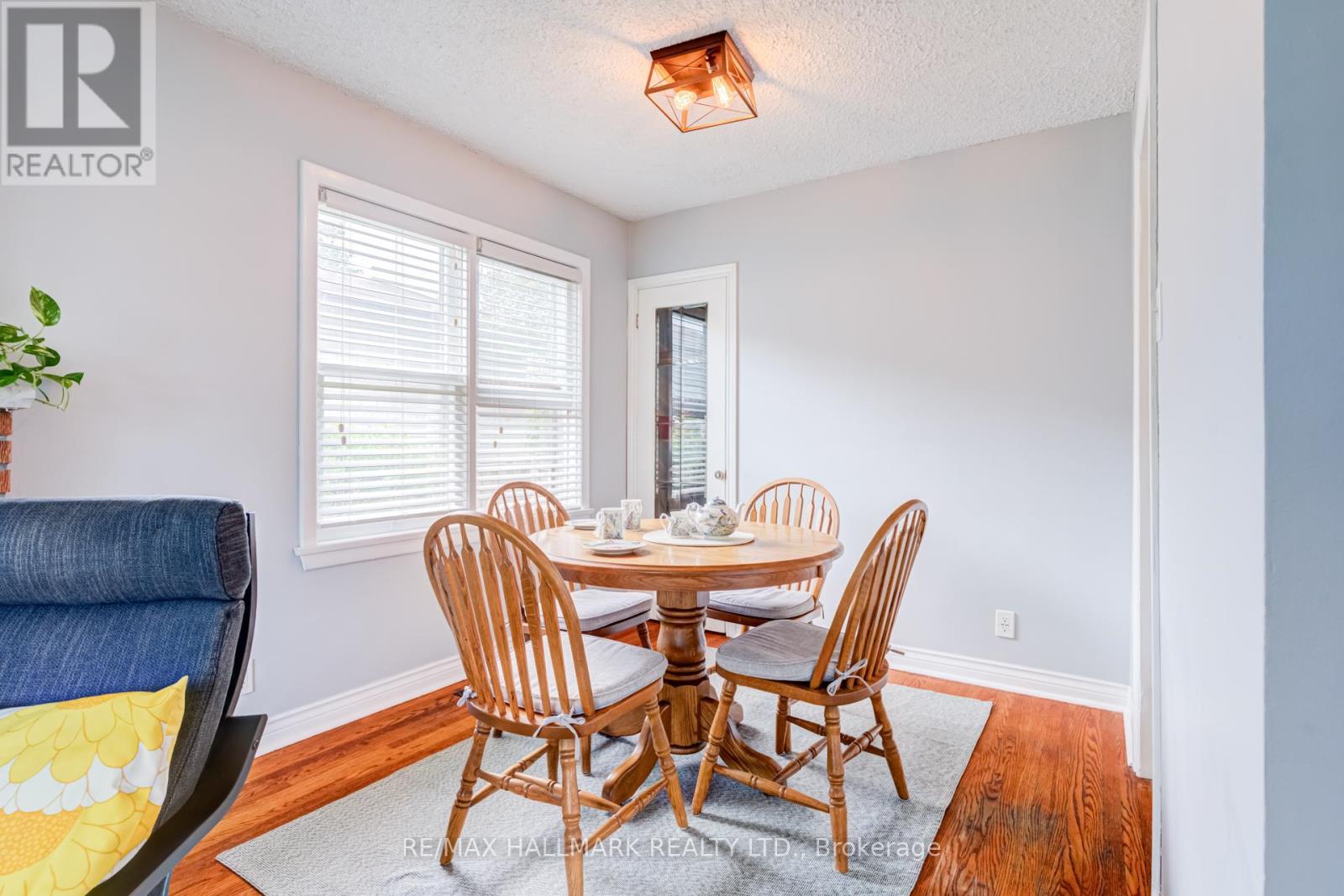 1024 Churchill Avenue, Oakville, Ontario  L6H 2A6 - Photo 12 - W13455692