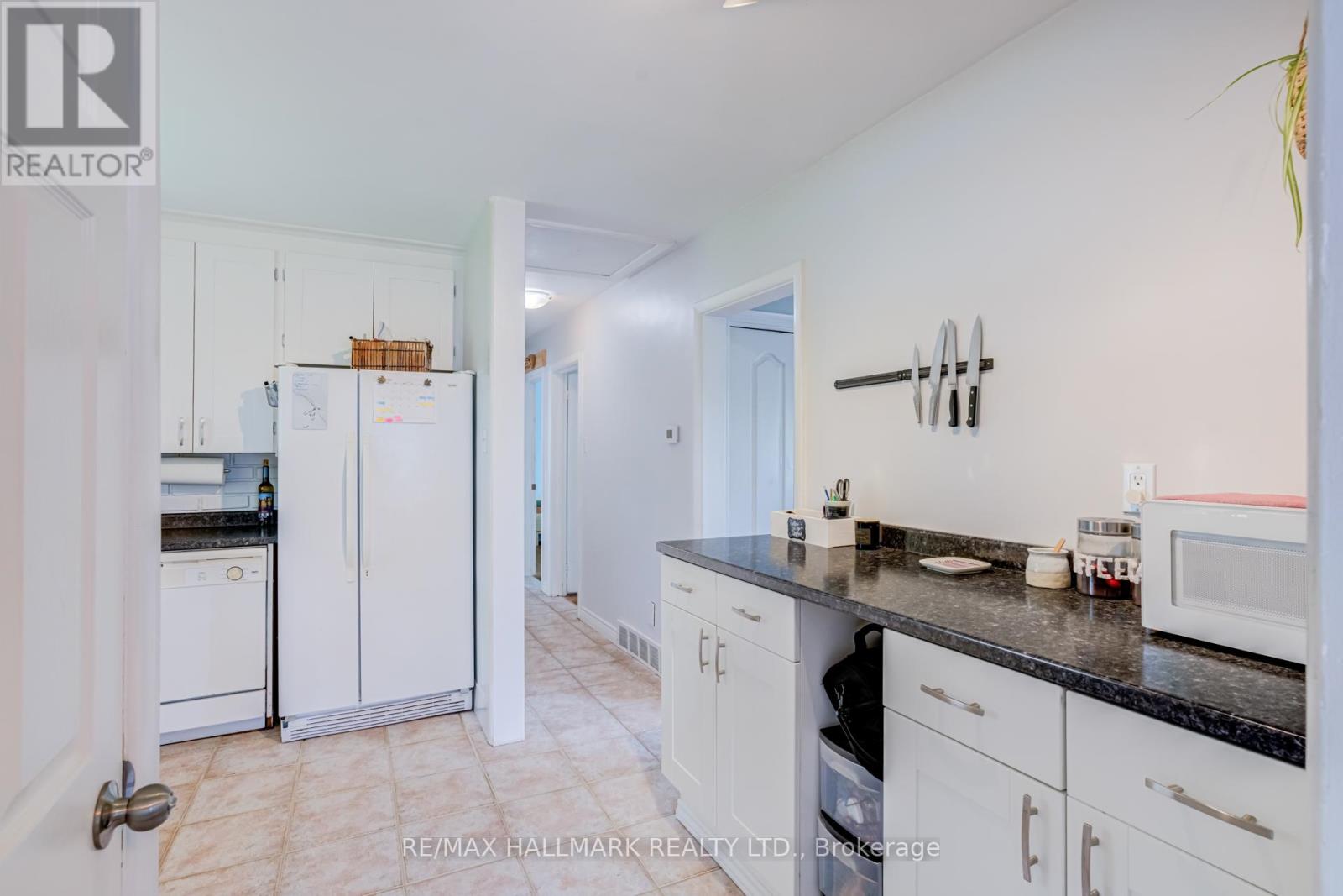 1024 Churchill Avenue, Oakville, Ontario  L6H 2A6 - Photo 19 - W13455692