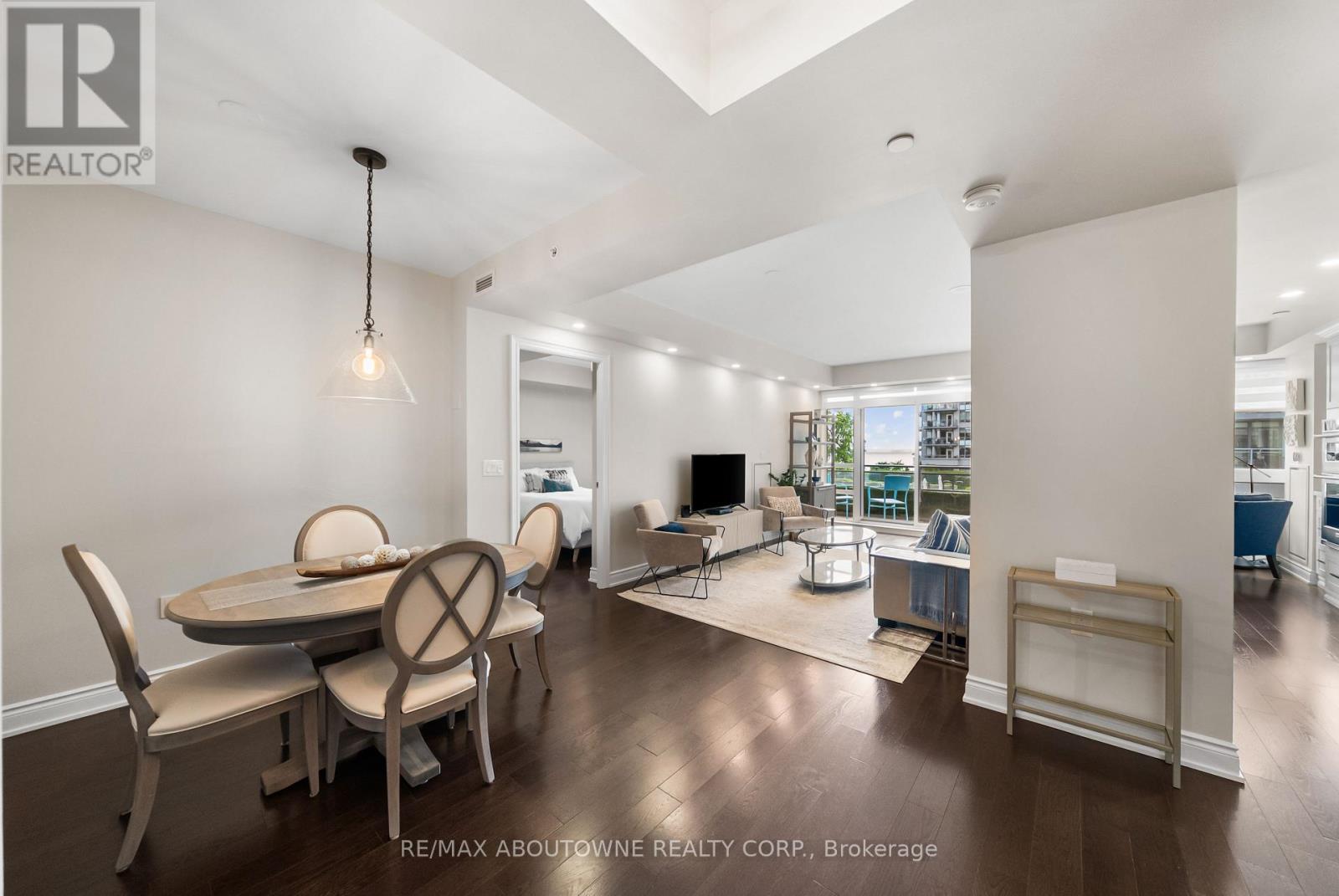 205 - 3500 Lakeshore Road W, Oakville, Ontario  L6L 0B4 - Photo 10 - W13455778